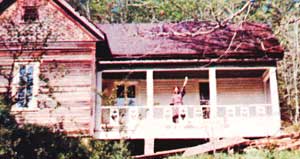 043-113-01-Rent-Free-Smokie